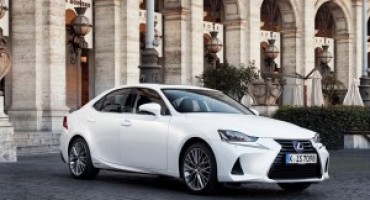 Nuova Lexus IS, il Model Year 2017 è pronta al debutto