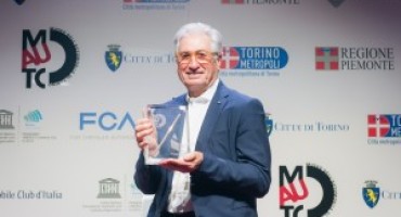 Giorgetto Giugiaro riceve dal MAUTO il premio “Matita d’Oro 2016”