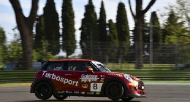 MINI Challenge 2017 – sul tracciato di Imola la prima pole è di Luca Rangoni