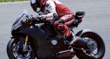 DUCATI 2018 la svolta, arriva il V4