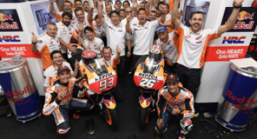 MotoGP, dominio spagnolo a Brno, Marquez vince davanti a Pedrosa e Vinales. Quarto Rossi