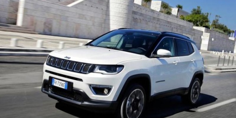 NuovaJeepCompass1.jpg