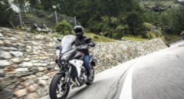 Yamaha Tracer 900 e Tracer 900 GT, prezzi e caratteristiche del MY 2018