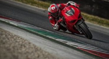 Arriva la Ducati Panigale V4