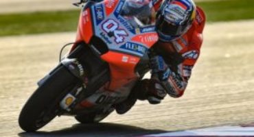 MotoGP-Qatar, Super Dovi chiude al comando le libere di Losail