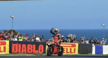 WSBK, Bautista fa bottino pieno a Phillip Island