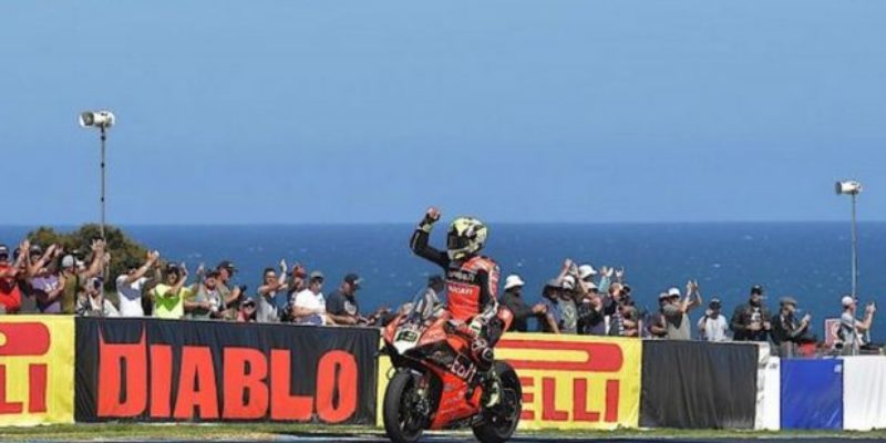 WSBK-Bautista-Gara-2-Phillip-Island-2019.jpg