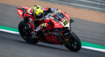 WSBK, per Bautista bottino pieno anche in Thailandia