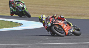 WSBK, Bautista primo nelle libere di Buriram