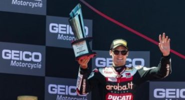 WSBK, Davies vince Gara 2 a Laguna Seca