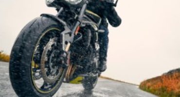 Metzeler Sportec™ M9 RR, supersportivo, per i motociclisti più esigenti