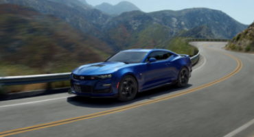 Chevrolet Camaro MY20, disponibile con il V8 6.2L da 455 CV, si evolve nel design e nelle performance