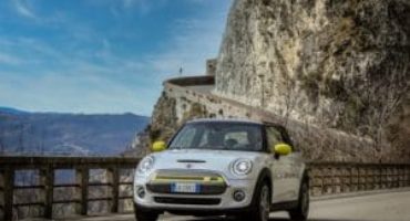 Nuova MINI Full Electric, al via le prenotazioni online per il mercato italiano