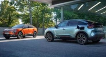 Citroen svela le nuove compatte C4 ed E-C4 full electric