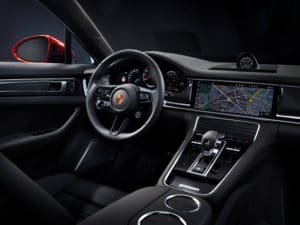 Porsche Panamera, il nuovo modello coniuga comfort e sportività