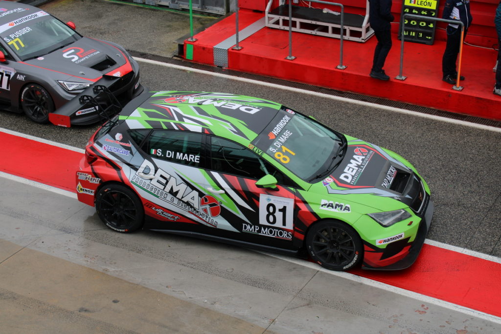 TCR Italy DSG, Imola, finale dal doppio volto per Sabatino Di Mare nel 2° ACI Racing Weekend - motorefashion.it